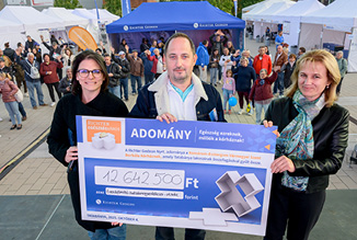 12.642.500 forint adományban részesült a Komárom-Esztergom Vármegyei Szent Borbála Kórház a Richter Egészségváros őszi szezonzáró állomásán